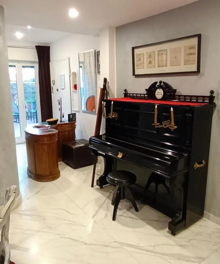 Apartment Sant'Alessio Guest House - 500M From Circus Maximus Italy